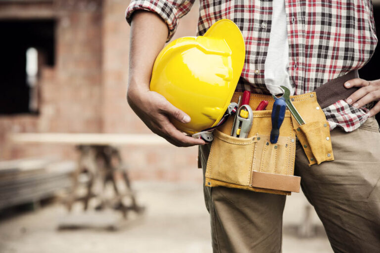 Finding a Building Contractor for Emergency Clean-Up and Repair | San Bernardino